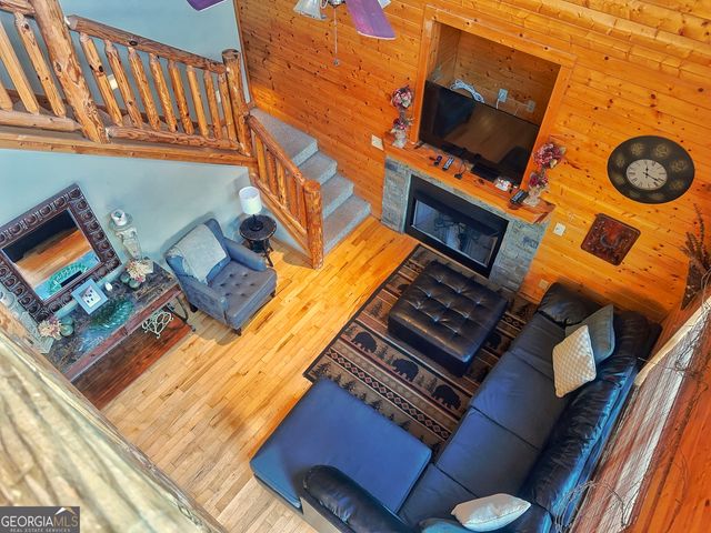 57 Yellow Rock Road, Cleveland, GA 30528