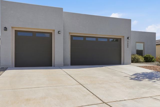 7309 Kodiak Road NE, Rio Rancho, NM 87144