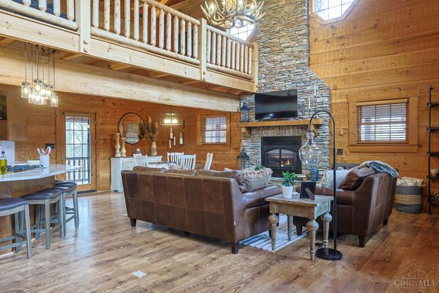 6077 Gray Road, Fairfield, OH 45014