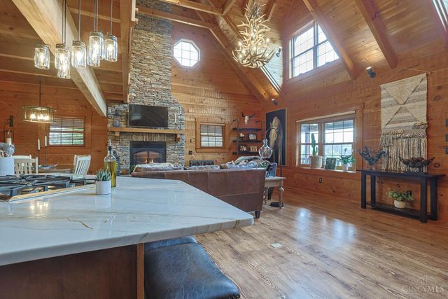 6077 Gray Road, Fairfield, OH 45014