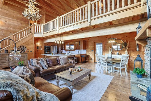 6077 Gray Road, Fairfield, OH 45014