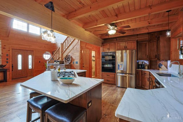 6077 Gray Road, Fairfield, OH 45014