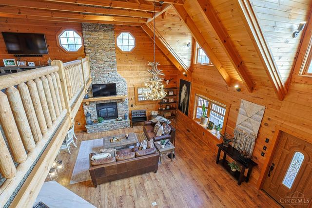 6077 Gray Road, Fairfield, OH 45014