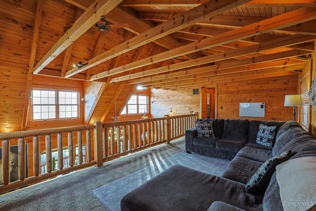 6077 Gray Road, Fairfield, OH 45014