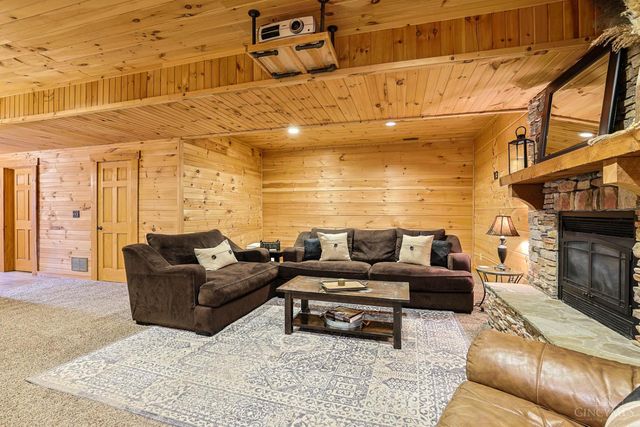 6077 Gray Road, Fairfield, OH 45014