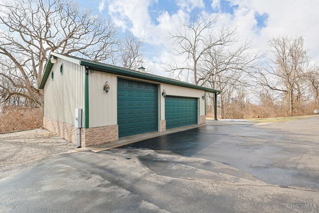 6077 Gray Road, Fairfield, OH 45014