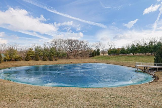 6077 Gray Road, Fairfield, OH 45014