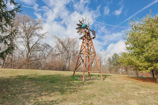 6077 Gray Road, Fairfield, OH 45014