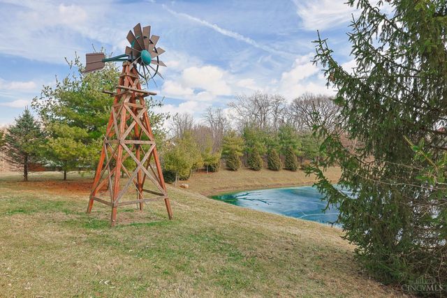 6077 Gray Road, Fairfield, OH 45014