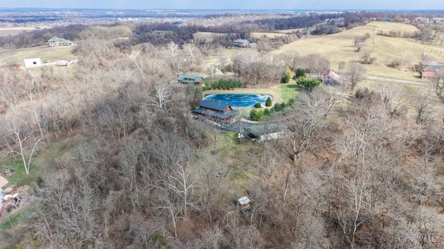 6077 Gray Road, Fairfield, OH 45014