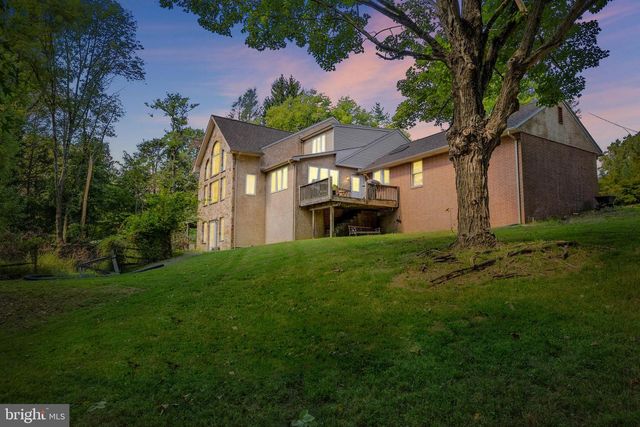9 WALNUT RIDGE RD, Wilmington, DE 19807