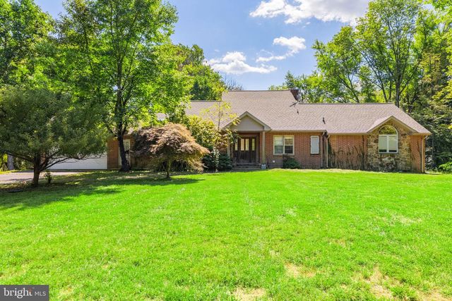 9 WALNUT RIDGE RD, Wilmington, DE 19807