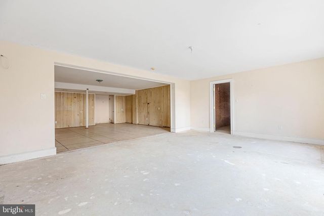 9 WALNUT RIDGE RD, Wilmington, DE 19807