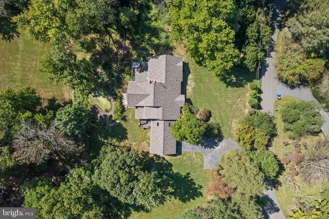 9 WALNUT RIDGE RD, Wilmington, DE 19807