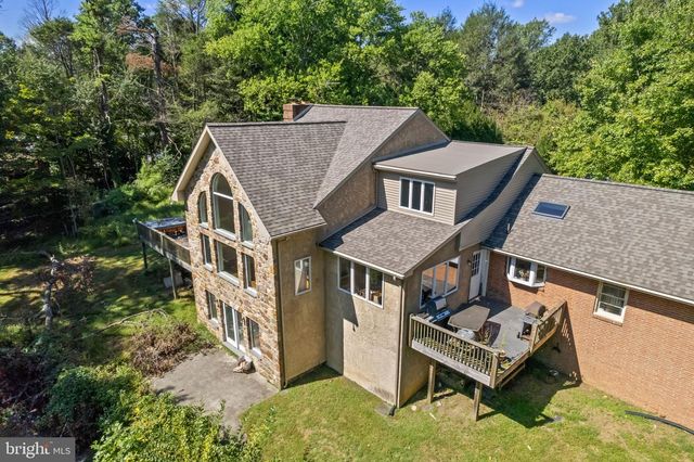 9 WALNUT RIDGE RD, Wilmington, DE 19807