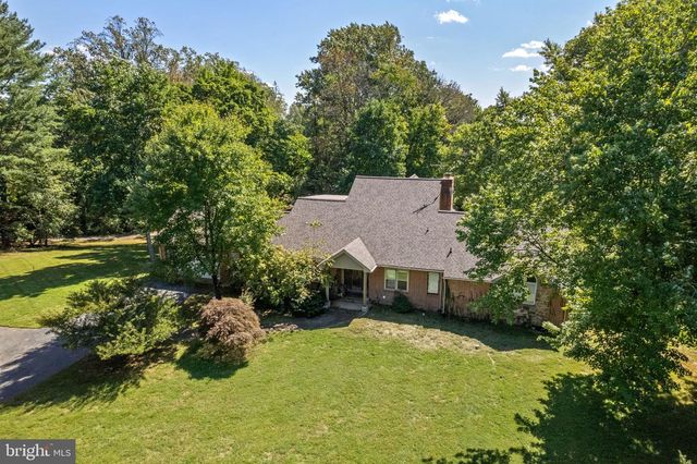 9 WALNUT RIDGE RD, Wilmington, DE 19807