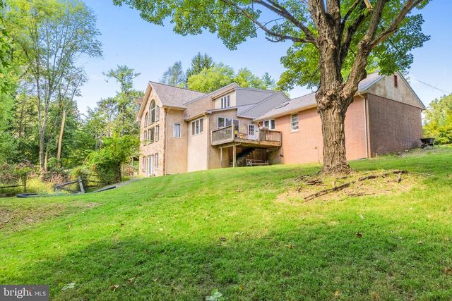 9 WALNUT RIDGE RD, Wilmington, DE 19807
