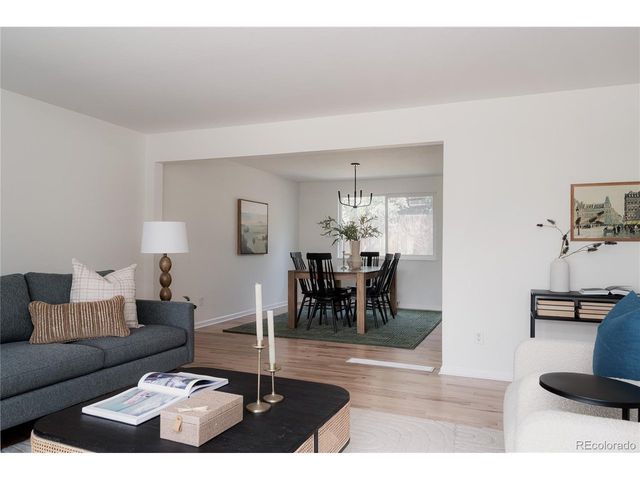 7015 E Euclid Dr, Centennial, CO 80111