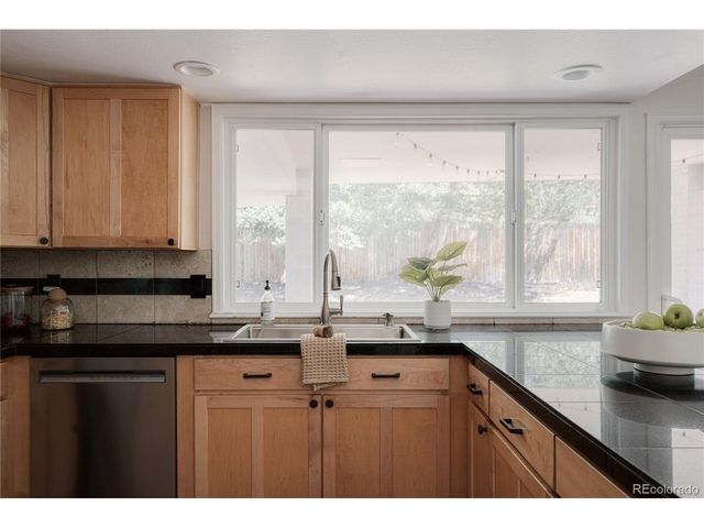 7015 E Euclid Dr, Centennial, CO 80111