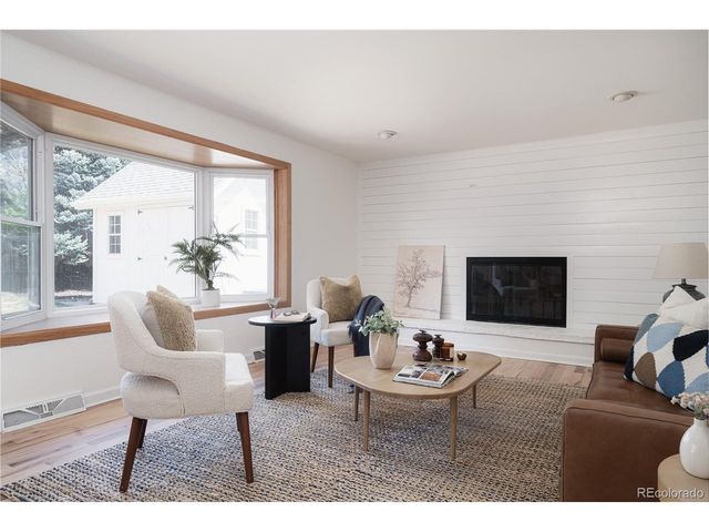 7015 E Euclid Dr, Centennial, CO 80111