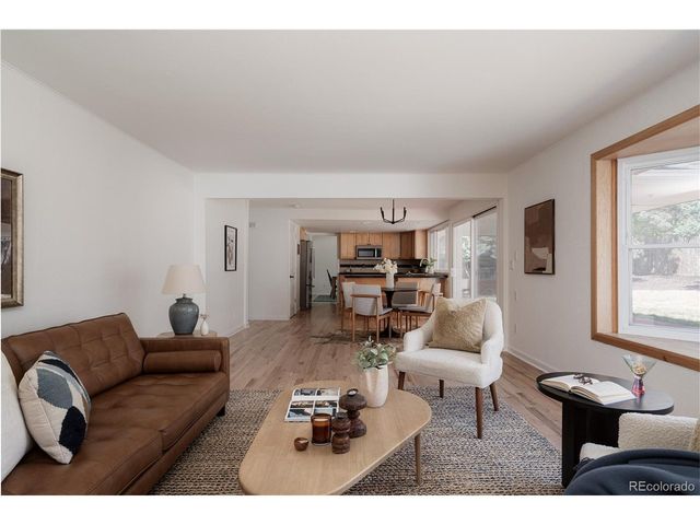 7015 E Euclid Dr, Centennial, CO 80111