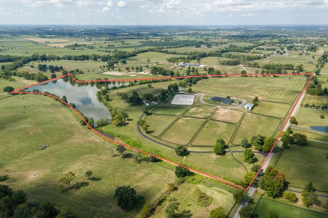 687 Carrick Pike, Georgetown, KY 40324