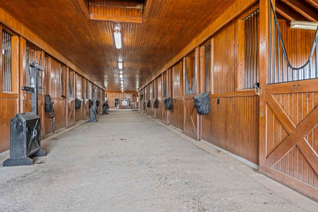 687 Carrick Pike, Georgetown, KY 40324