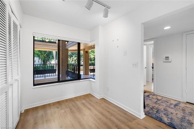6710 Pelican Bay BLVD 422, Naples, FL 34108