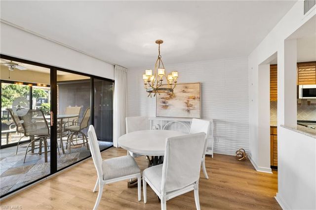 6710 Pelican Bay BLVD 422, Naples, FL 34108