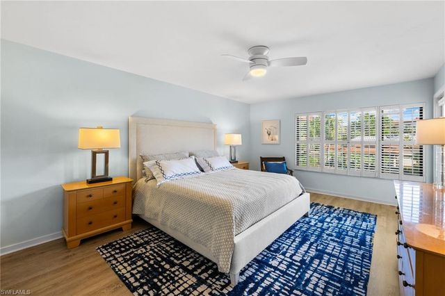 6710 Pelican Bay BLVD 422, Naples, FL 34108