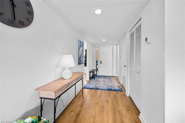 6710 Pelican Bay BLVD 422, Naples, FL 34108