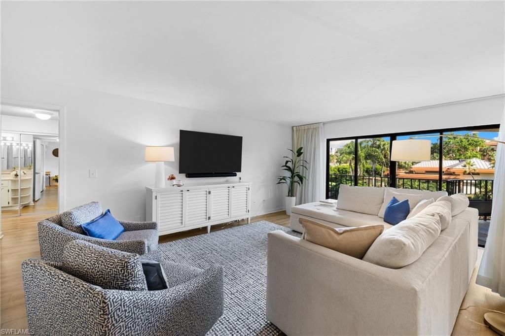 6710 Pelican Bay BLVD 422, NAPLES, FL 34108 — photo 2