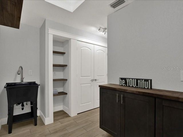 5304 PATRICIA PLACE, Weeki Wachee, FL 34607