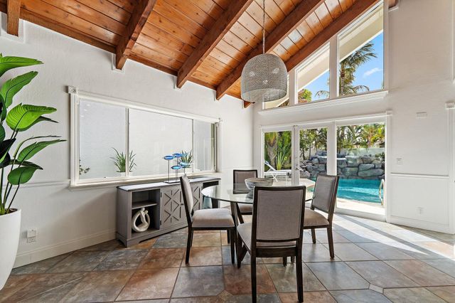 102 W Sandpiper Circle, Jupiter, FL 33477