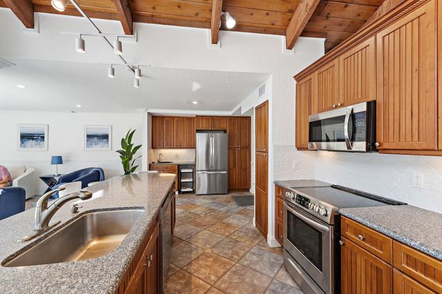 102 W Sandpiper Circle, Jupiter, FL 33477