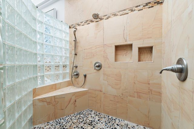 102 W Sandpiper Circle, Jupiter, FL 33477