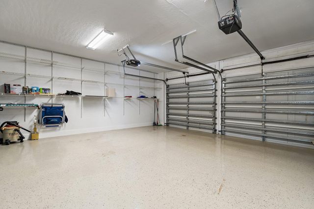 102 W Sandpiper Circle, Jupiter, FL 33477