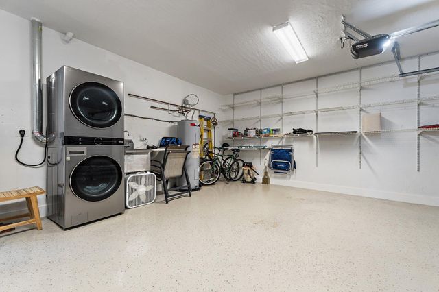 102 W Sandpiper Circle, Jupiter, FL 33477