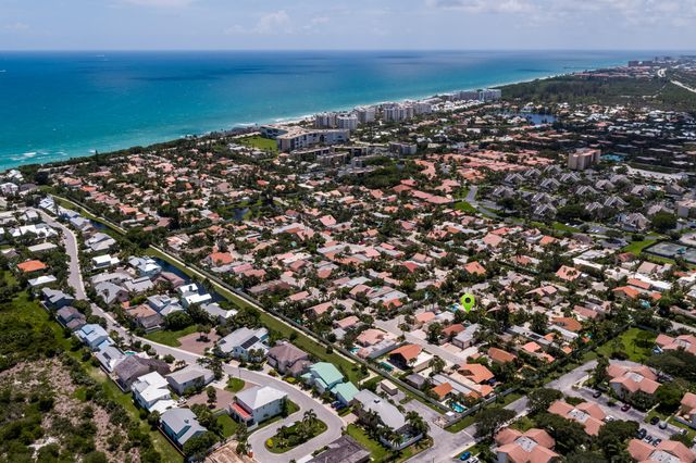 102 W Sandpiper Circle, Jupiter, FL 33477