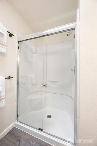 7543 NE 203rd Street, Kenmore, WA 98028