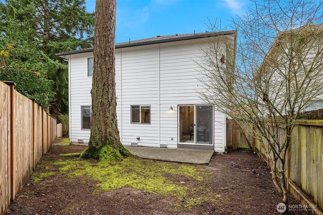 7543 NE 203rd Street, Kenmore, WA 98028