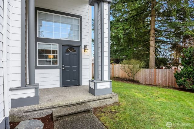 7543 NE 203rd Street, Kenmore, WA 98028