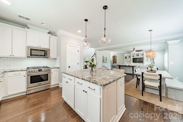 6061 Bountiful Street, Belmont, NC 28012