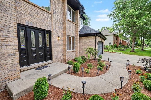 2726 Seiler Drive, Naperville, IL 60565
