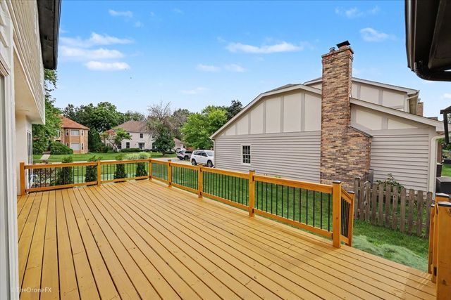 2726 Seiler Drive, Naperville, IL 60565