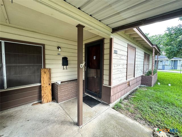 1606 Milam Drive, Victoria, TX 77901