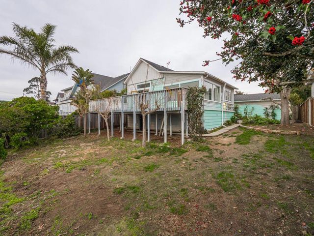1130 E Cliff Drive, Santa Cruz, CA 95062
