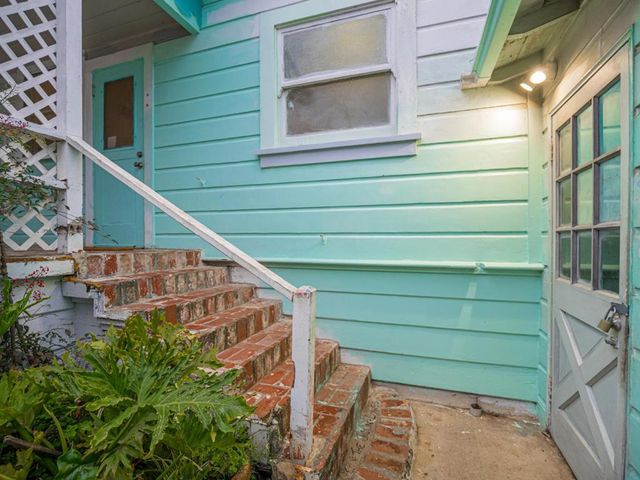 1130 E Cliff Drive, Santa Cruz, CA 95062