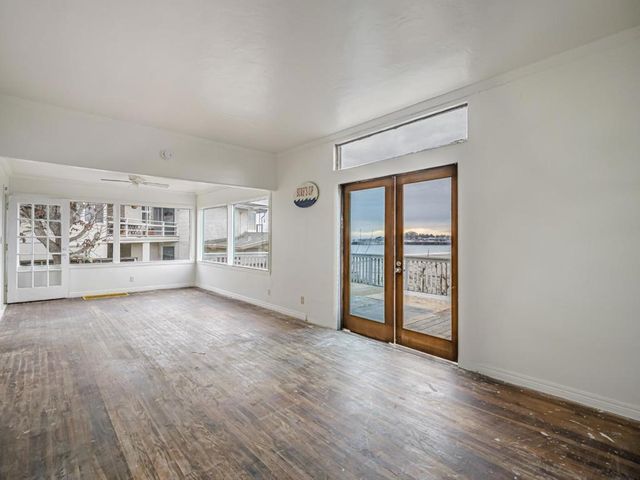 1130 E Cliff Drive, Santa Cruz, CA 95062