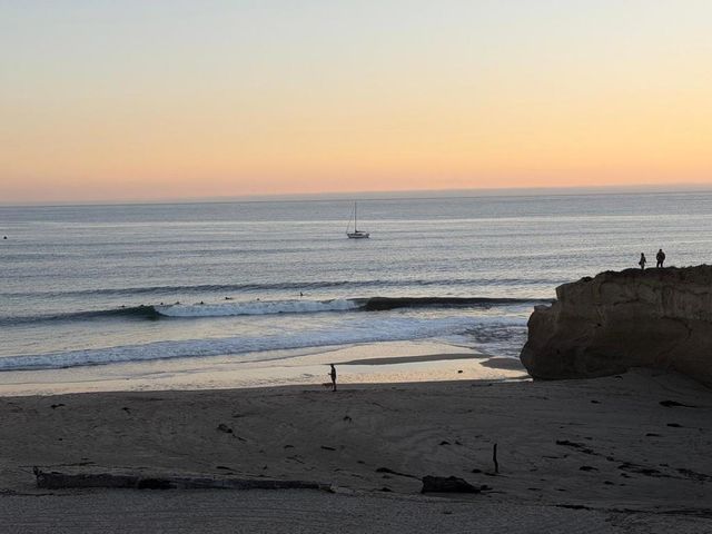 1130 E Cliff Drive, Santa Cruz, CA 95062